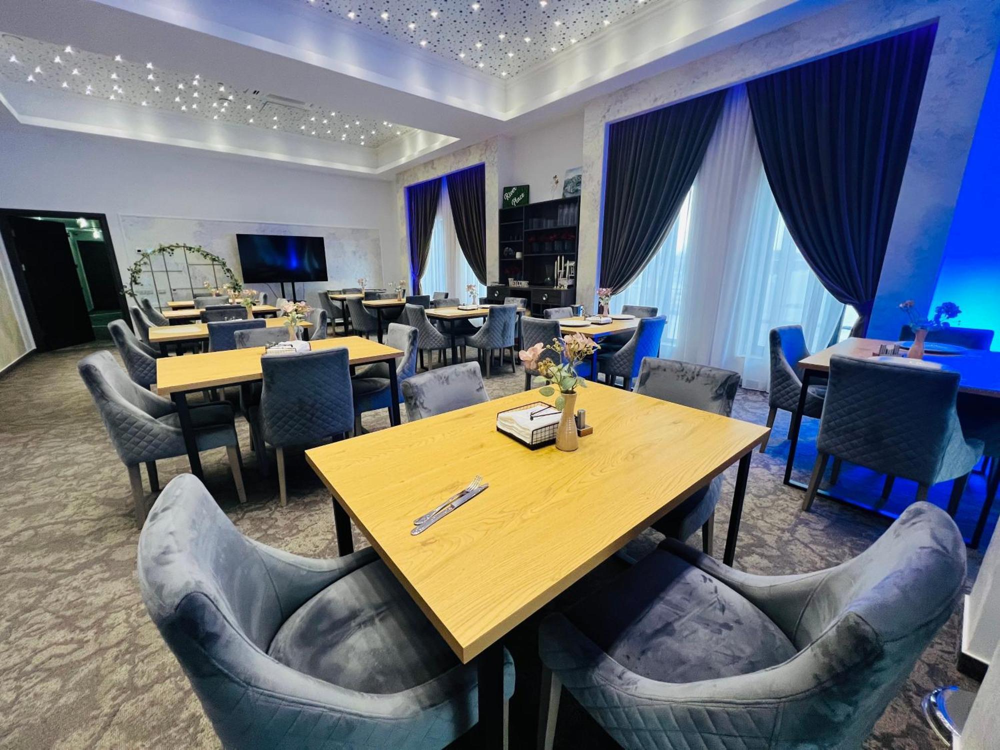 River Place Piteşti Dış mekan fotoğraf